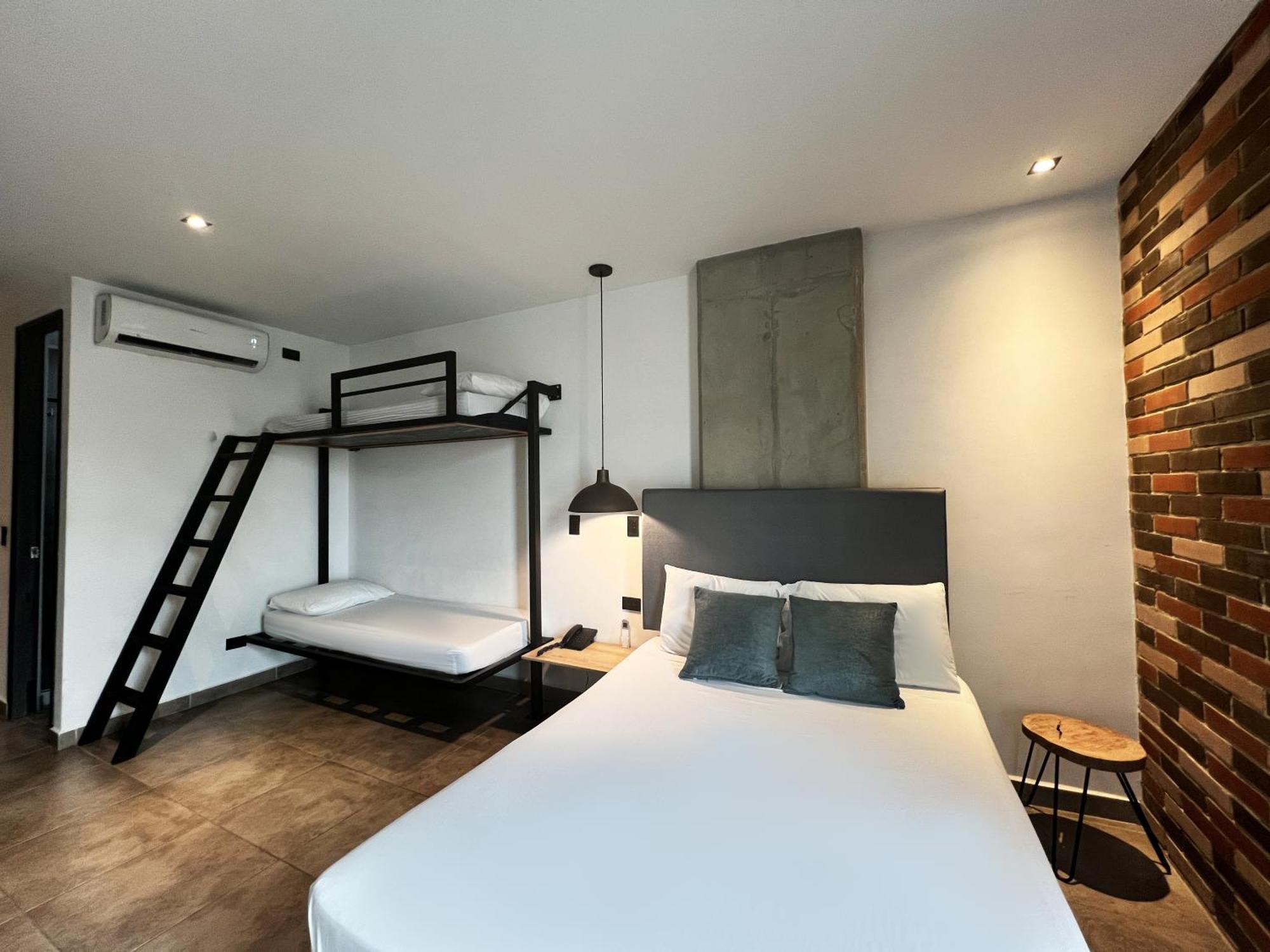 Apartahotel Medellin Bagian luar foto