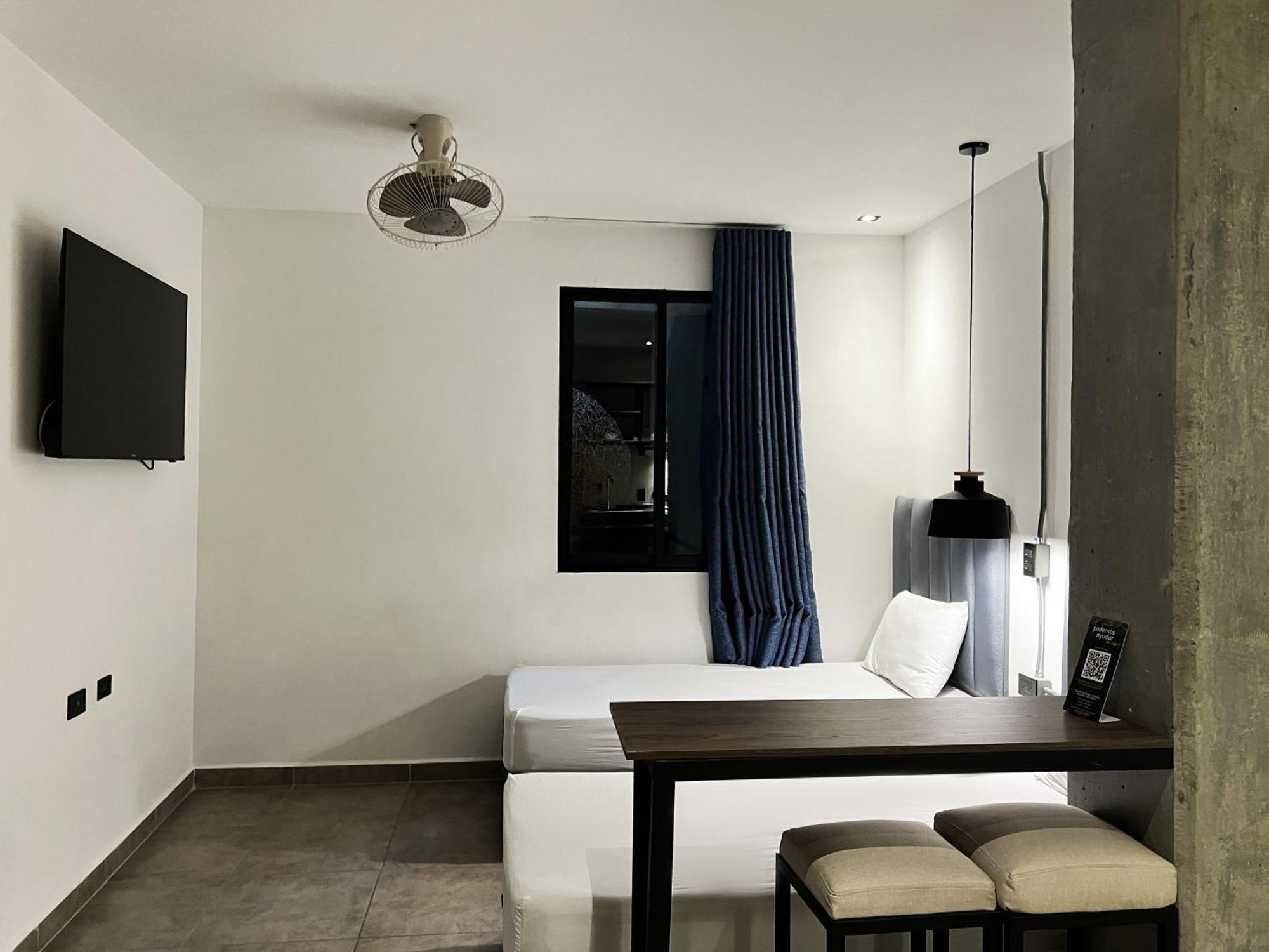 Apartahotel Medellin Bagian luar foto