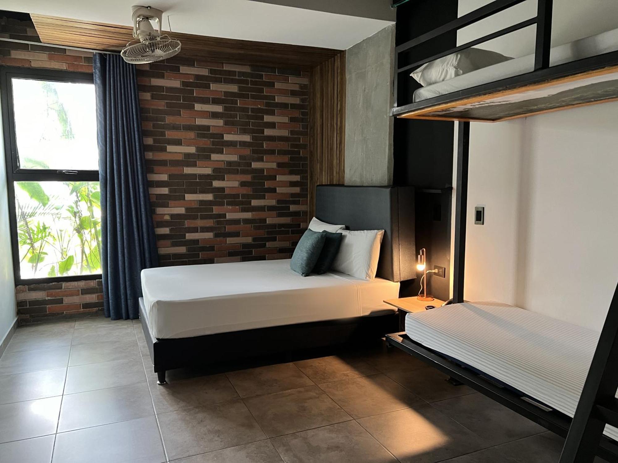 Apartahotel Medellin Bagian luar foto