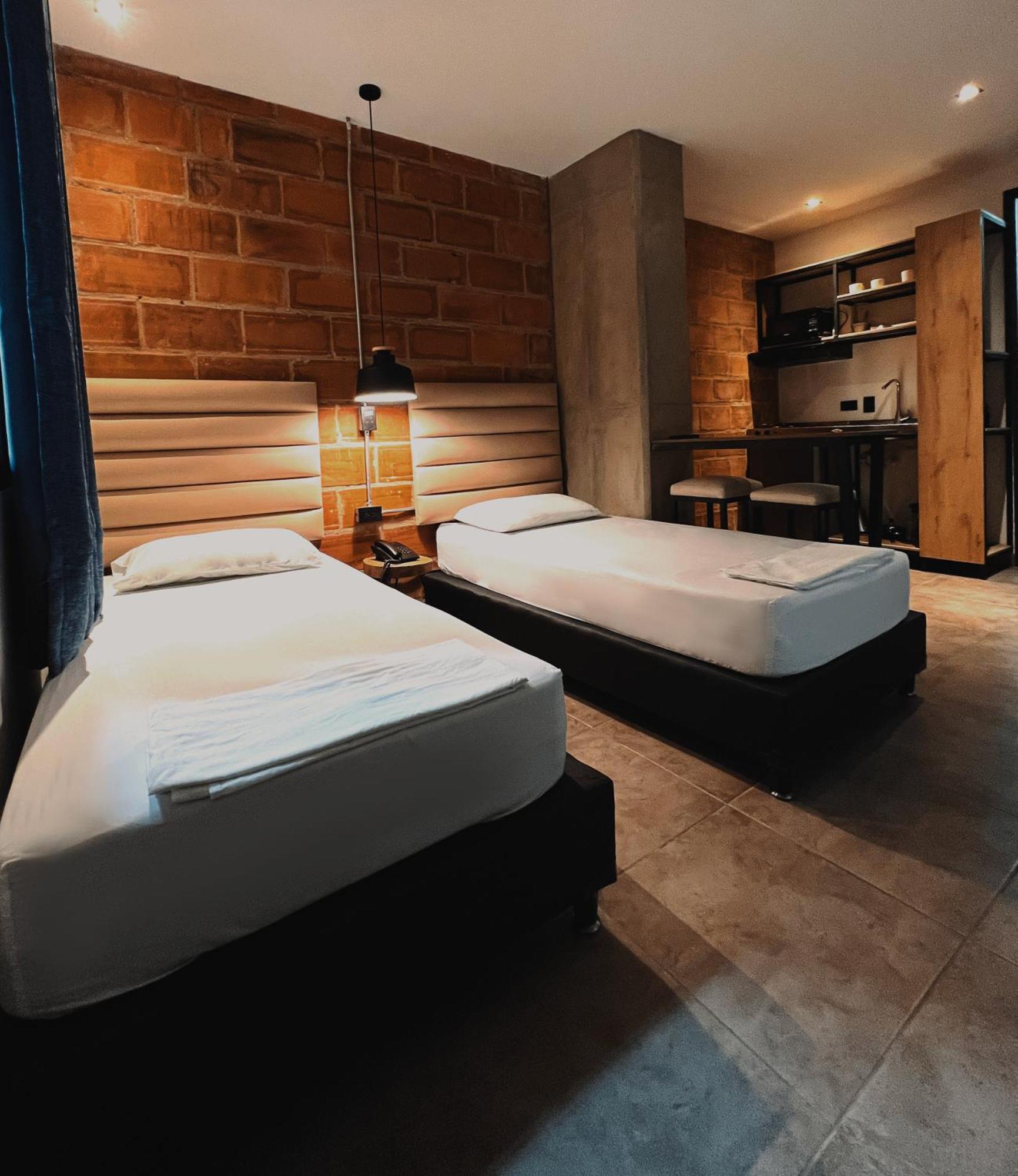 Apartahotel Medellin Bagian luar foto