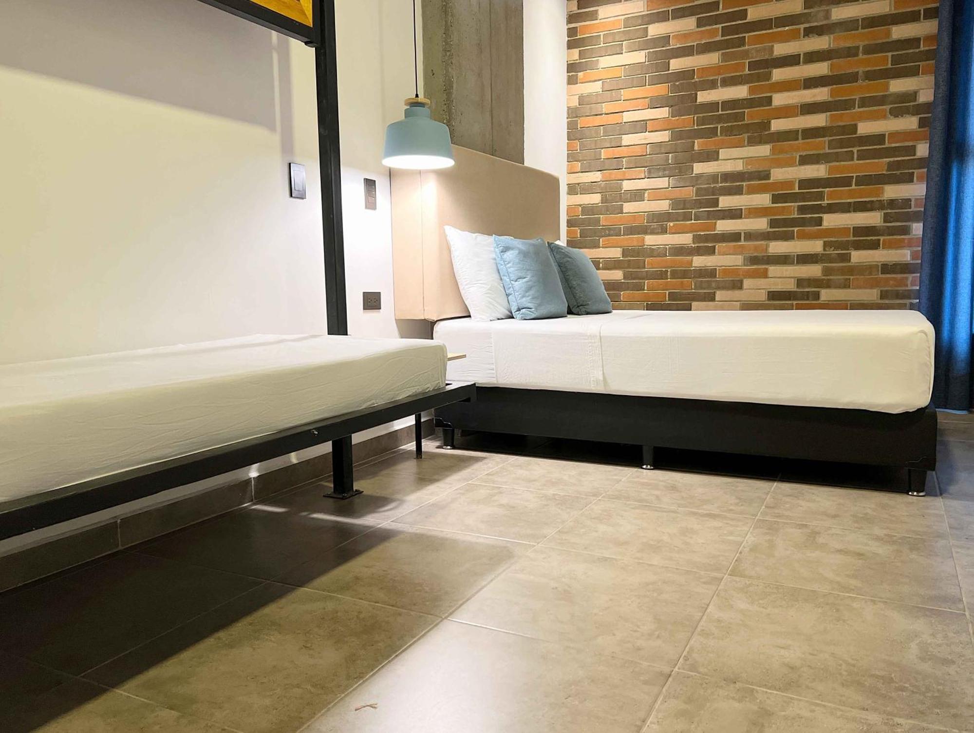 Apartahotel Medellin Bagian luar foto