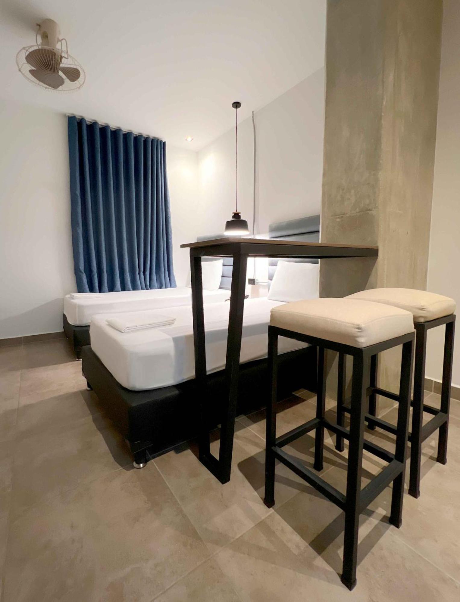 Apartahotel Medellin Bagian luar foto