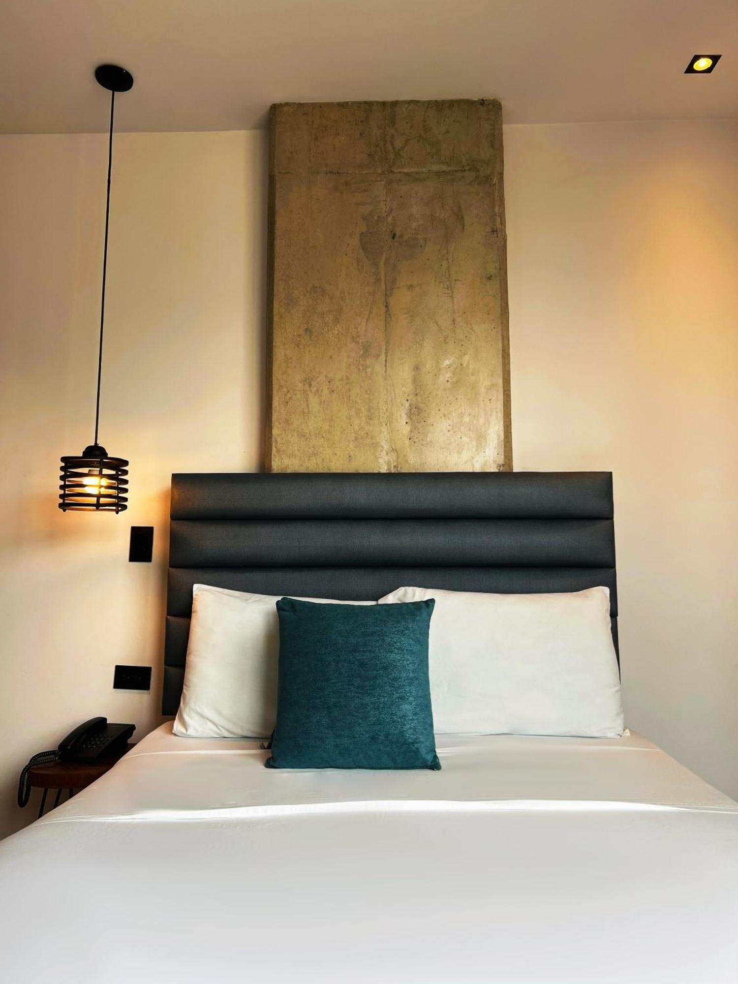Apartahotel Medellin Bagian luar foto