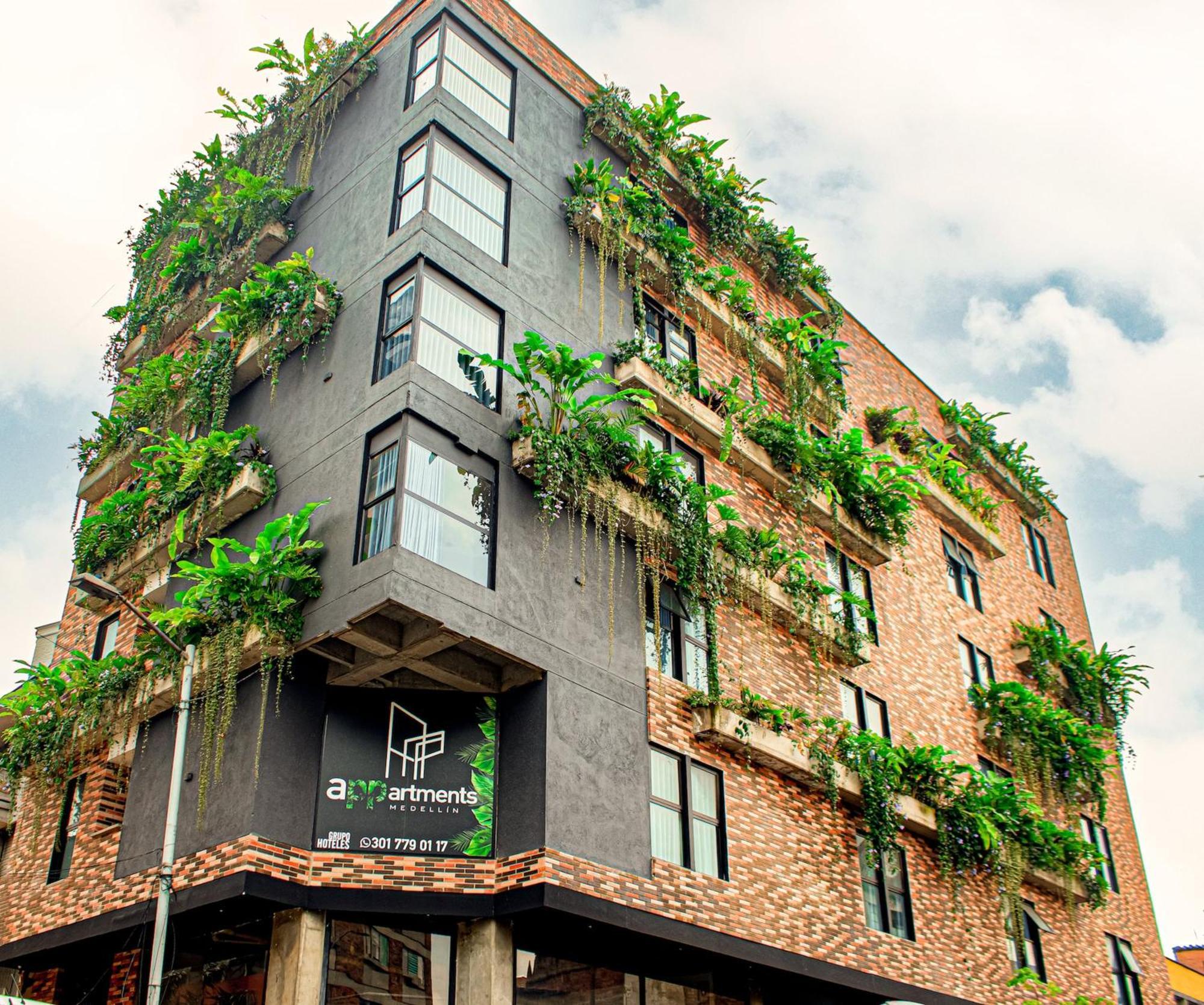 Apartahotel Medellin Bagian luar foto
